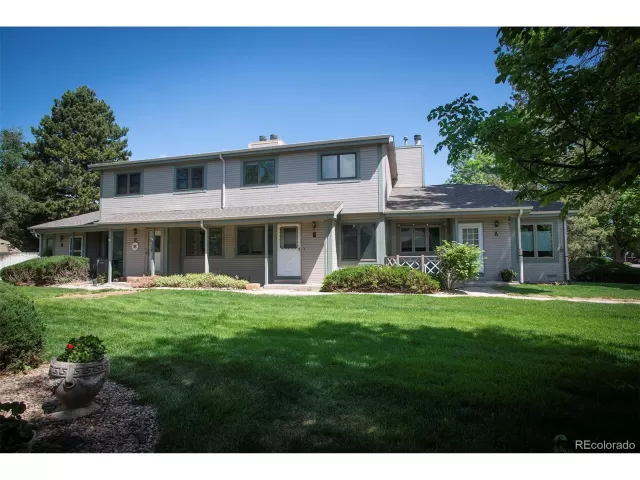 MLS: 8828758 Condo For Sale