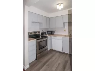 Photo #4: 8828758 Listing