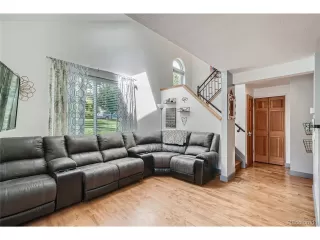 Photo #6: 8830981 Listing