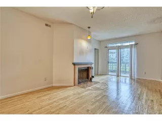 Photo #5: 8834411 Listing