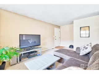 Photo #5: 883809 Listing