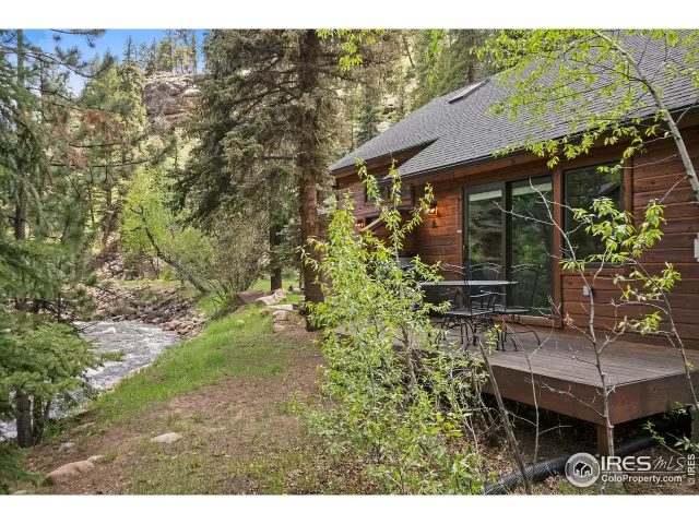 MLS: 884201 Condo For Sale