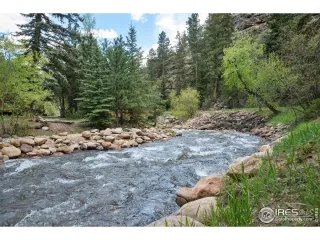 Photo #4: 884201 Listing