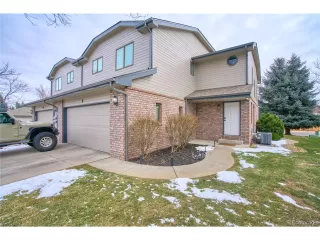 Photo #2: 8842297 Listing