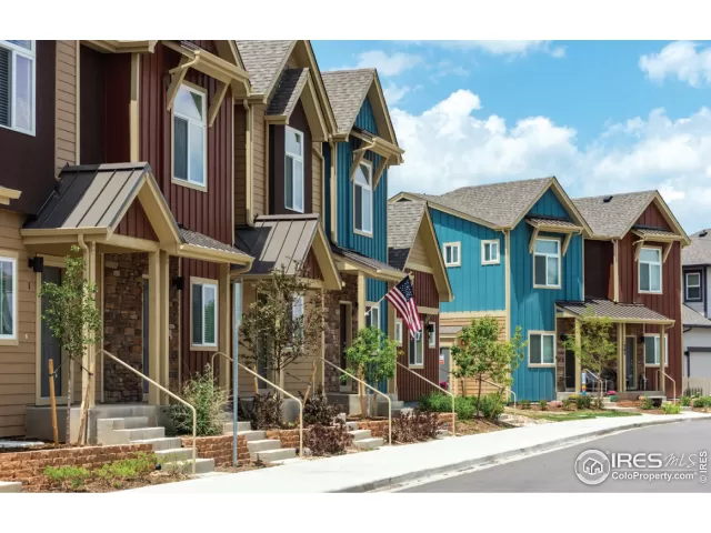 MLS: 884274 Condo For Sale