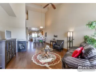 Photo #4: 884721 Listing