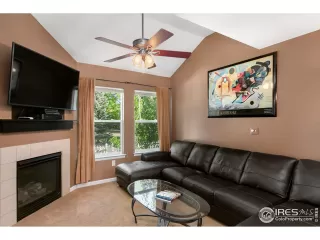 Photo #6: 884966 Listing