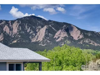 Photo #1: 884993 Listing 