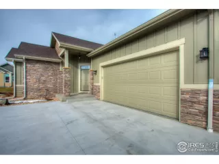 Photo #5: 885151 Listing