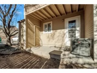 Photo #5: 8856309 Listing