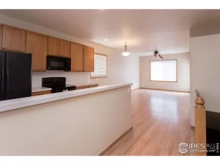 Photo #5: 886356 Listing