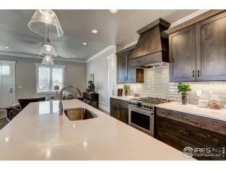 Photo #4: 886460 Listing