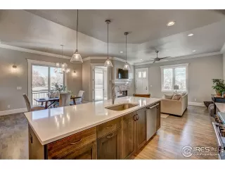 Photo #6: 886460 Listing