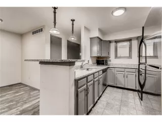 Photo #6: 8864704 Listing