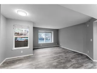 Photo #5: 8864924 Listing