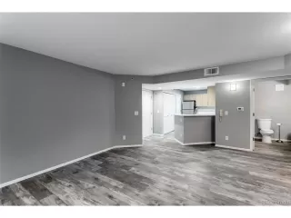 Photo #6: 8864924 Listing