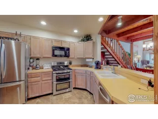 Photo #6: 886853 Listing