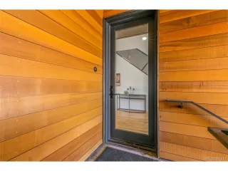 Photo #5: 8873705 Listing