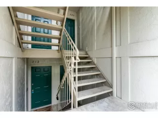 Photo #1: 887777 Listing