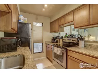 Photo #5: 887937 Listing