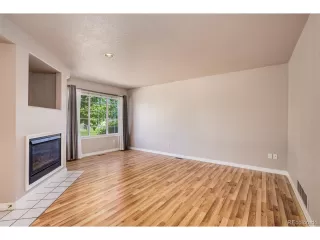 Photo #4: 8881108 Listing