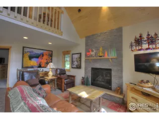 Photo #3: 888133 Listing