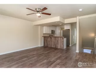 Photo #6: 888134 Listing