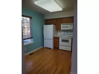 Photo #5: 8882639 Listing