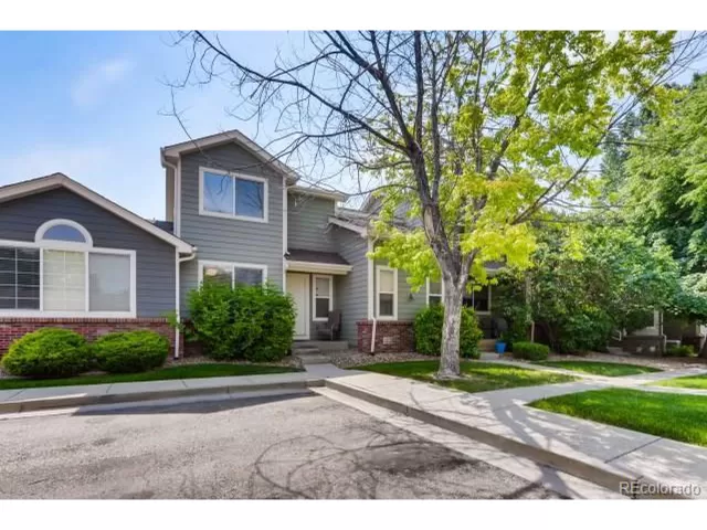 MLS: 8890588 Condo For Sale