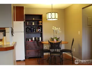 Photo #2: 889555 Listing