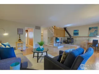 Photo #4: 889743 Listing