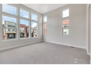 Photo #5: 889982 Listing 