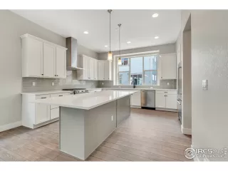 Photo #3: 889993 Listing 