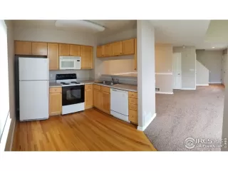 Photo #5: 890167 Listing