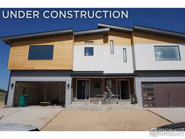 MLS: 890824 Condo For Sale