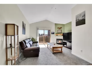 Photo #2: 8910508 Listing