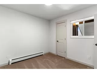 Photo #4: 8912048 Listing