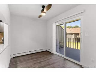 Photo #5: 8912048 Listing