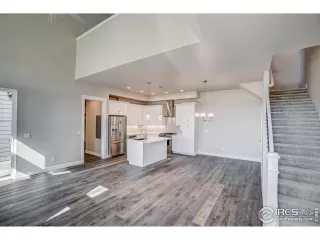 Photo #2: 891278 Listing