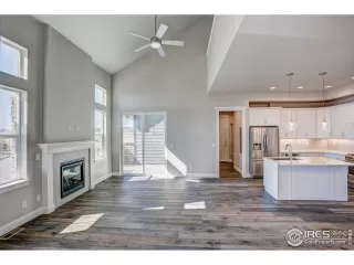 Photo #5: 891278 Listing