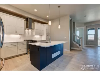 Photo #4: 891283 Listing