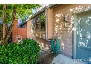 Photo #3: 891337 Listing