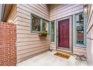 Photo #5: 891337 Listing