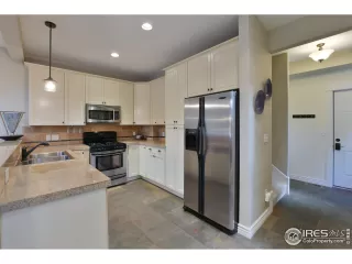 Photo #5: 891393 Listing