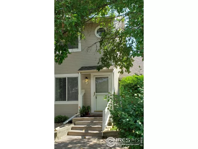 MLS: 892022 Condo For Sale