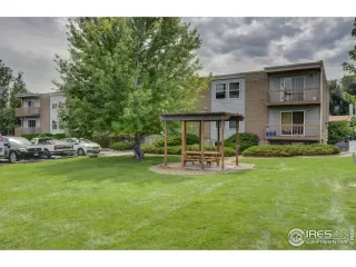 Photo #3: 892238 Listing