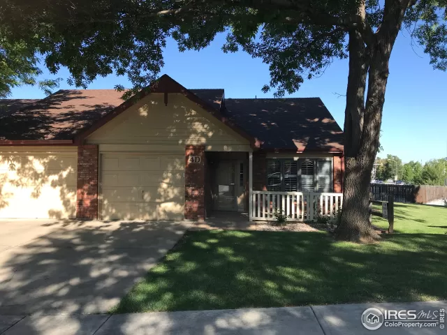 MLS: 892518 Condo For Sale