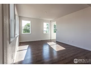 Photo #4: 892712 Listing