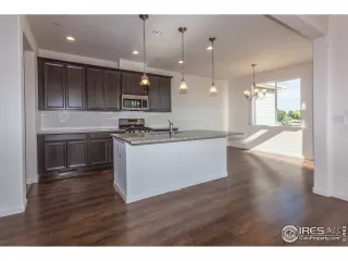 Photo #5: 892712 Listing