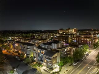 Photo #6: 8928112 Listing 